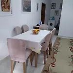 Unejs Apartment *