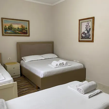 Unejs Apartment *