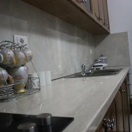 Unejs Apartment Berat